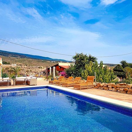 Villa Exquisite Rural House With Garden, Pool And Sea Views Arico Viejo Exterior foto