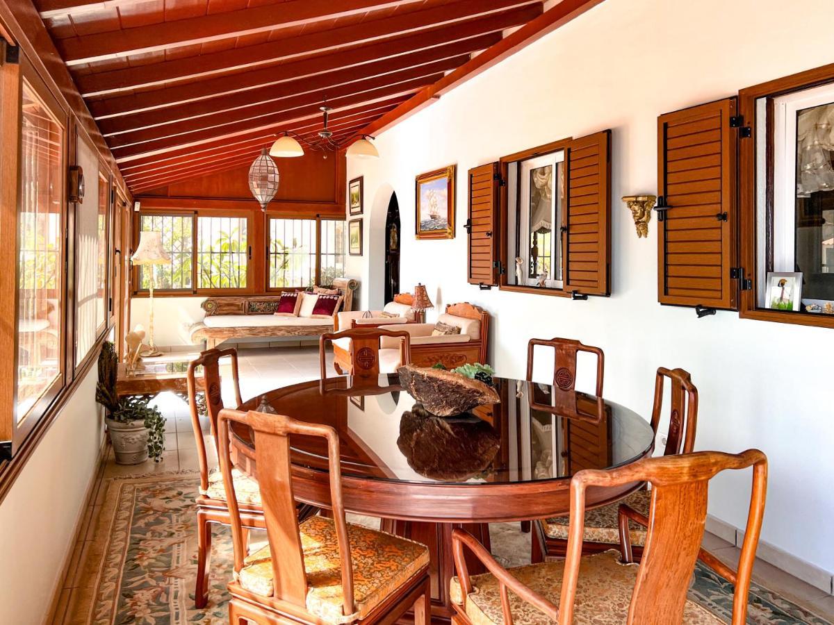 Villa Exquisite Rural House With Garden, Pool And Sea Views Arico Viejo Exterior foto