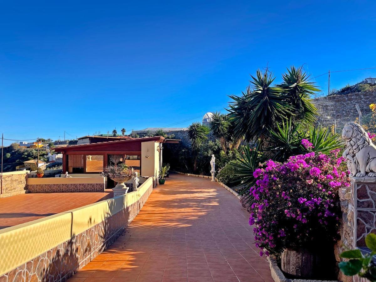 Villa Exquisite Rural House With Garden, Pool And Sea Views Arico Viejo Exterior foto